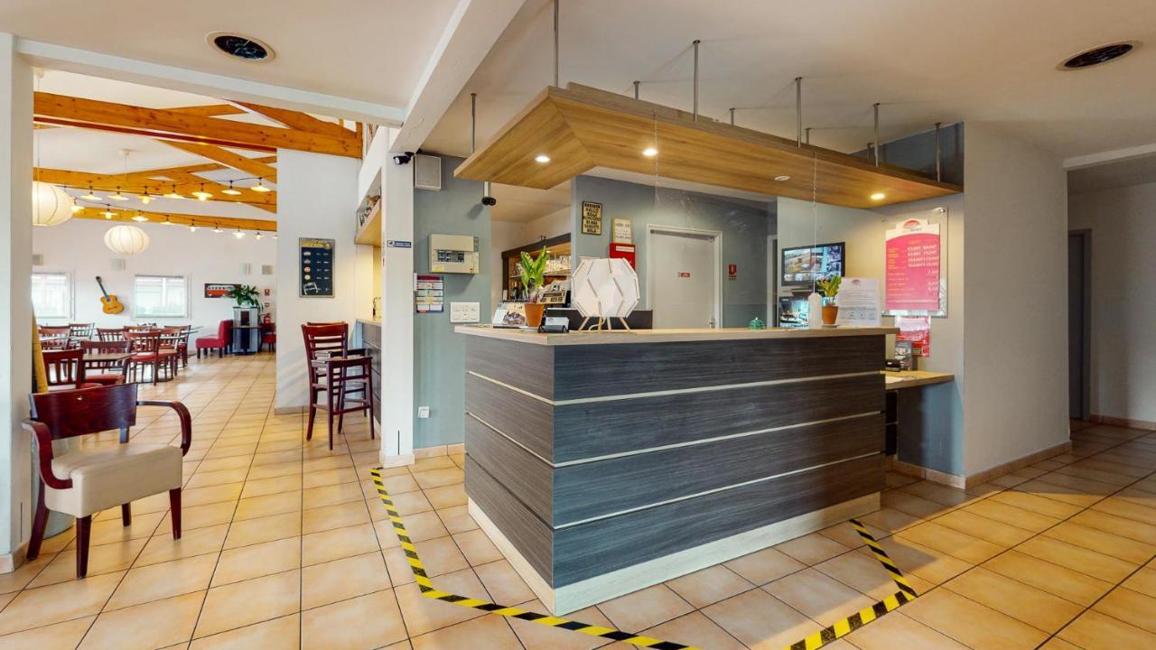 Everhotel De Tarbes-Ibos Exteriör bild