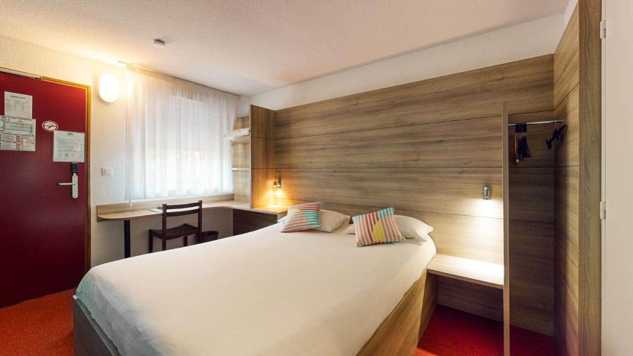 Everhotel De Tarbes-Ibos Exteriör bild
