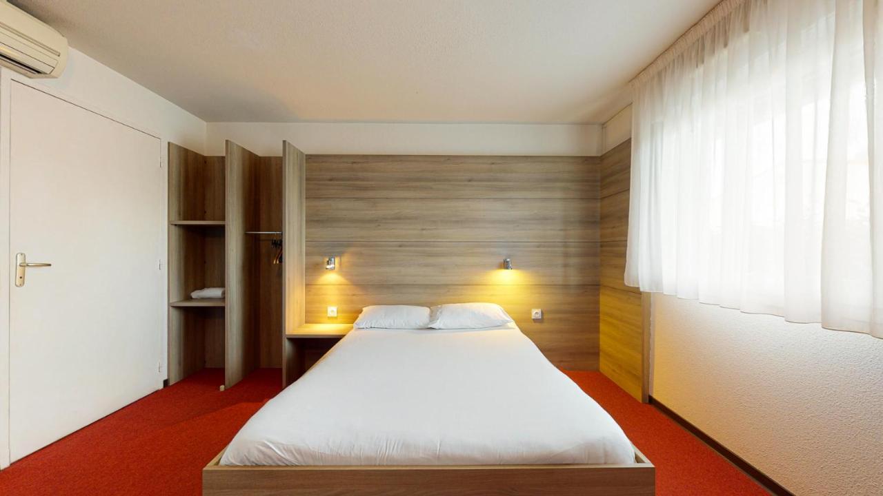 Everhotel De Tarbes-Ibos Exteriör bild