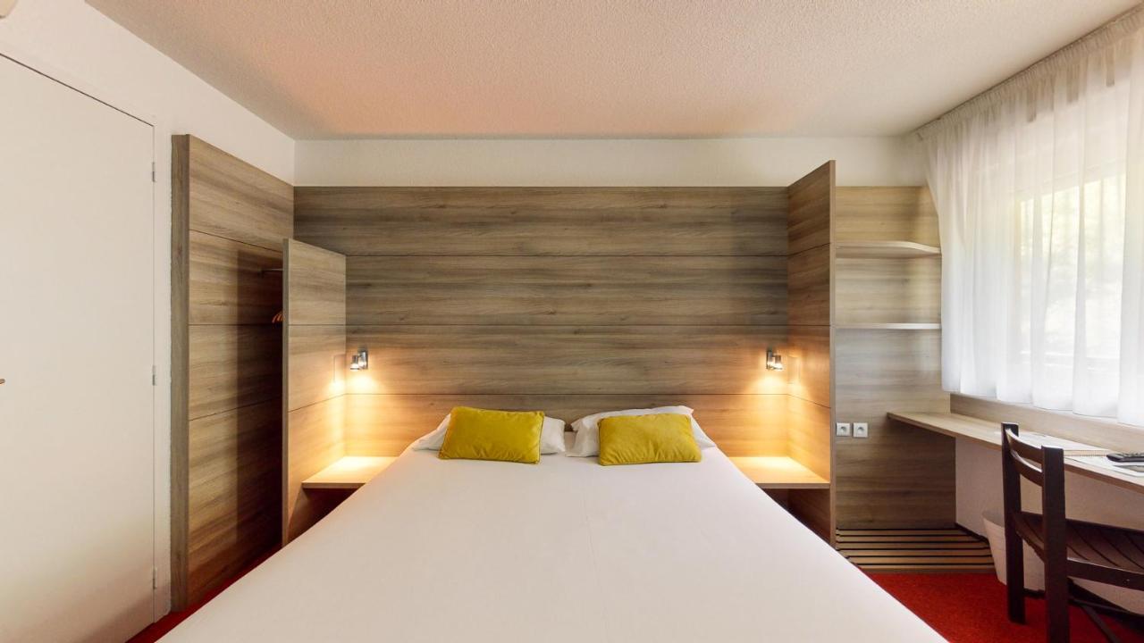 Everhotel De Tarbes-Ibos Exteriör bild