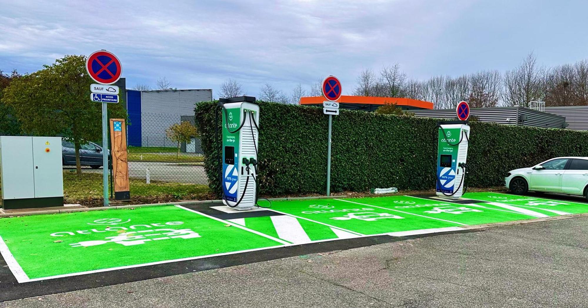 Everhotel De Tarbes-Ibos Exteriör bild